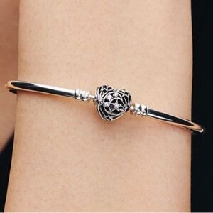 Pandora Celestial Heart Clasp Bangle Bracelet
